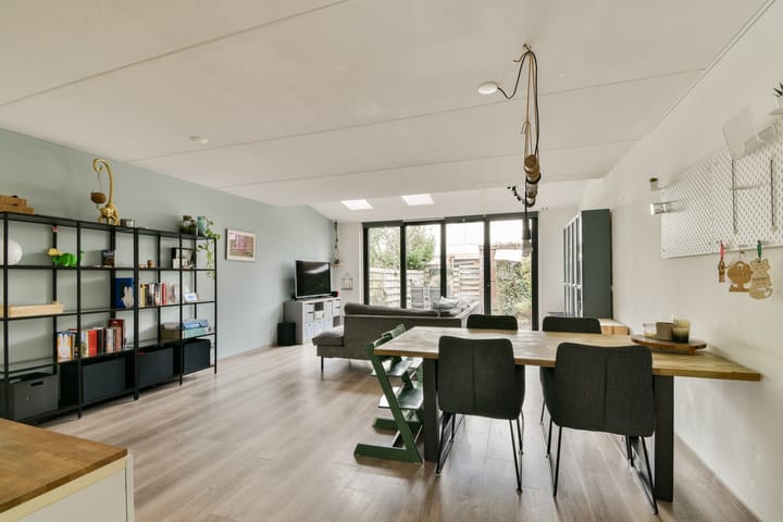 Photo 4 of Componistenlaan 117