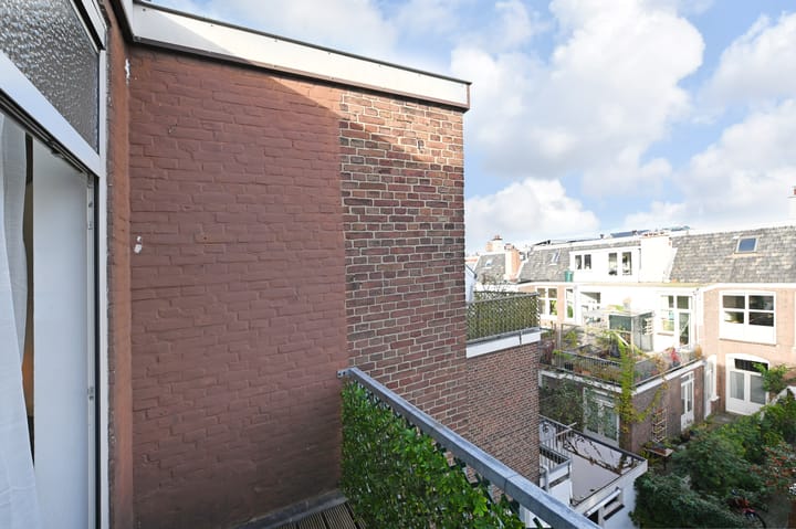 Foto 10 van Valkenboskade 247