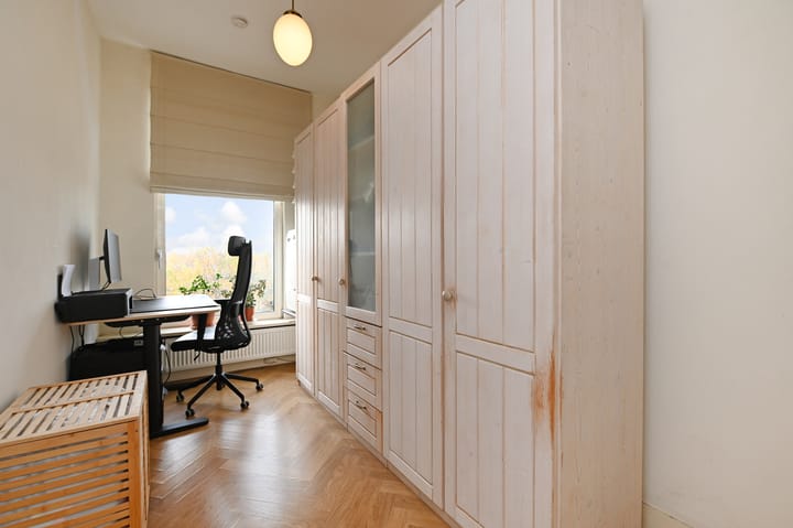 Foto 28 van Valkenboskade 247