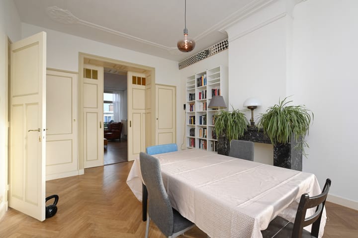 Foto 12 van Valkenboskade 247