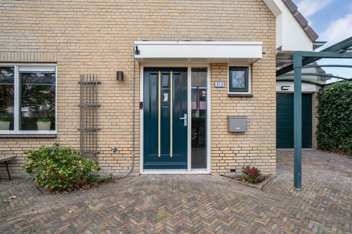 Photo 11 of Valeriaan 11