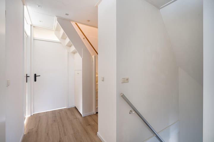 Photo 31 of Valeriaan 11