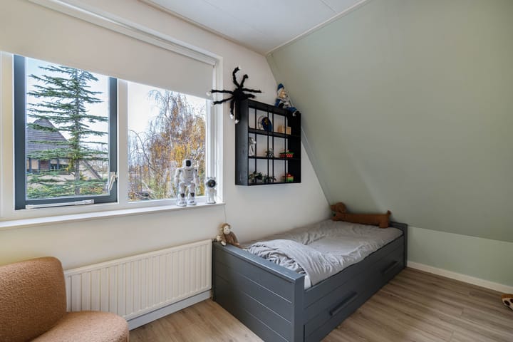 Photo 35 of Valeriaan 11