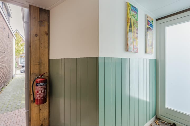 Photo 46 of Bakkummerstraat 51