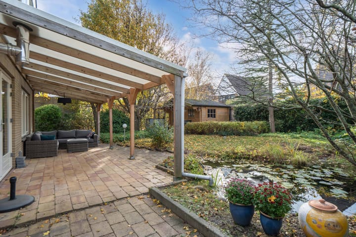 Photo 60 of Valeriaan 11