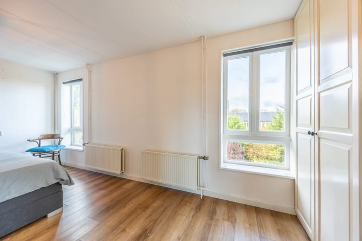 Photo 15 of Duvenvoordestraat 76-RD