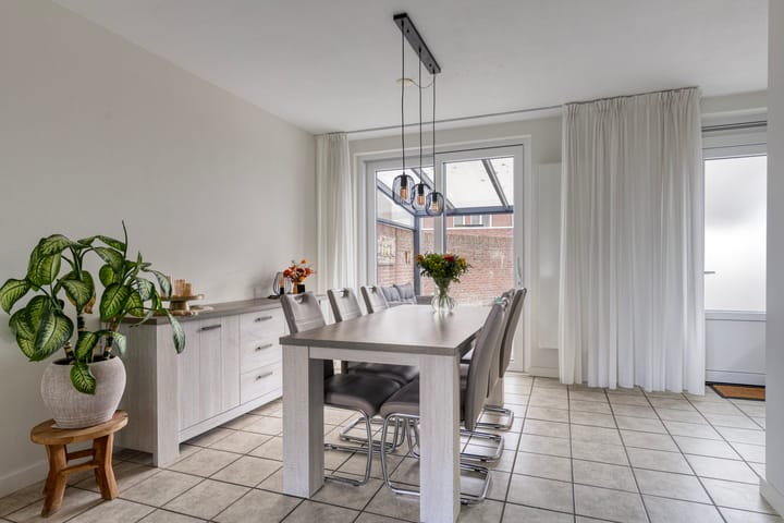 Photo 9 of Klaproosstraat 74