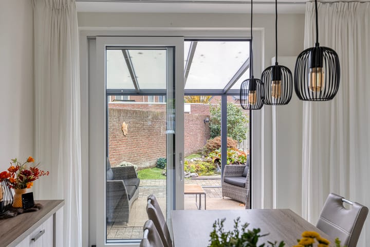 Photo 10 of Klaproosstraat 74