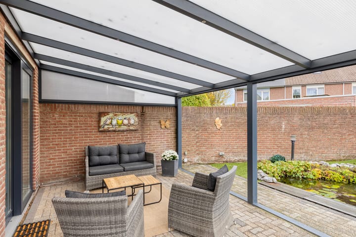 Photo 24 of Klaproosstraat 74