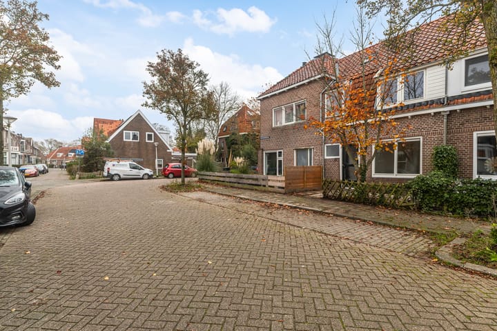 Photo 2 of van Heemstrastraat 41