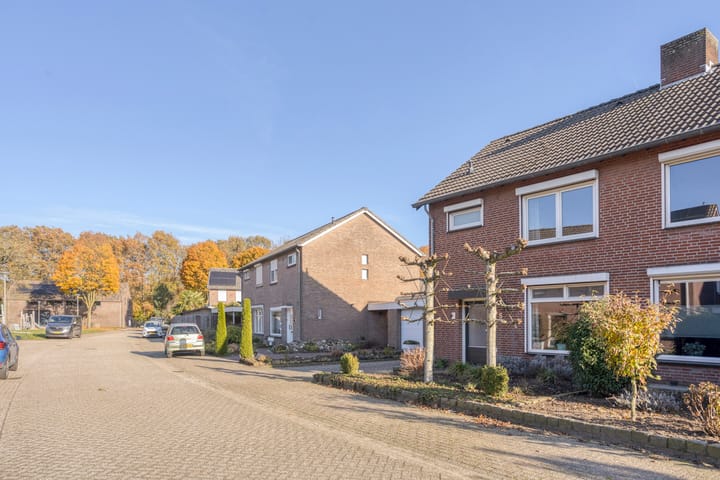 Foto 7 van Castelostraat 5