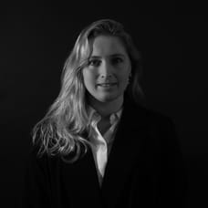 Leonie Valk - Commercieel Medewerker