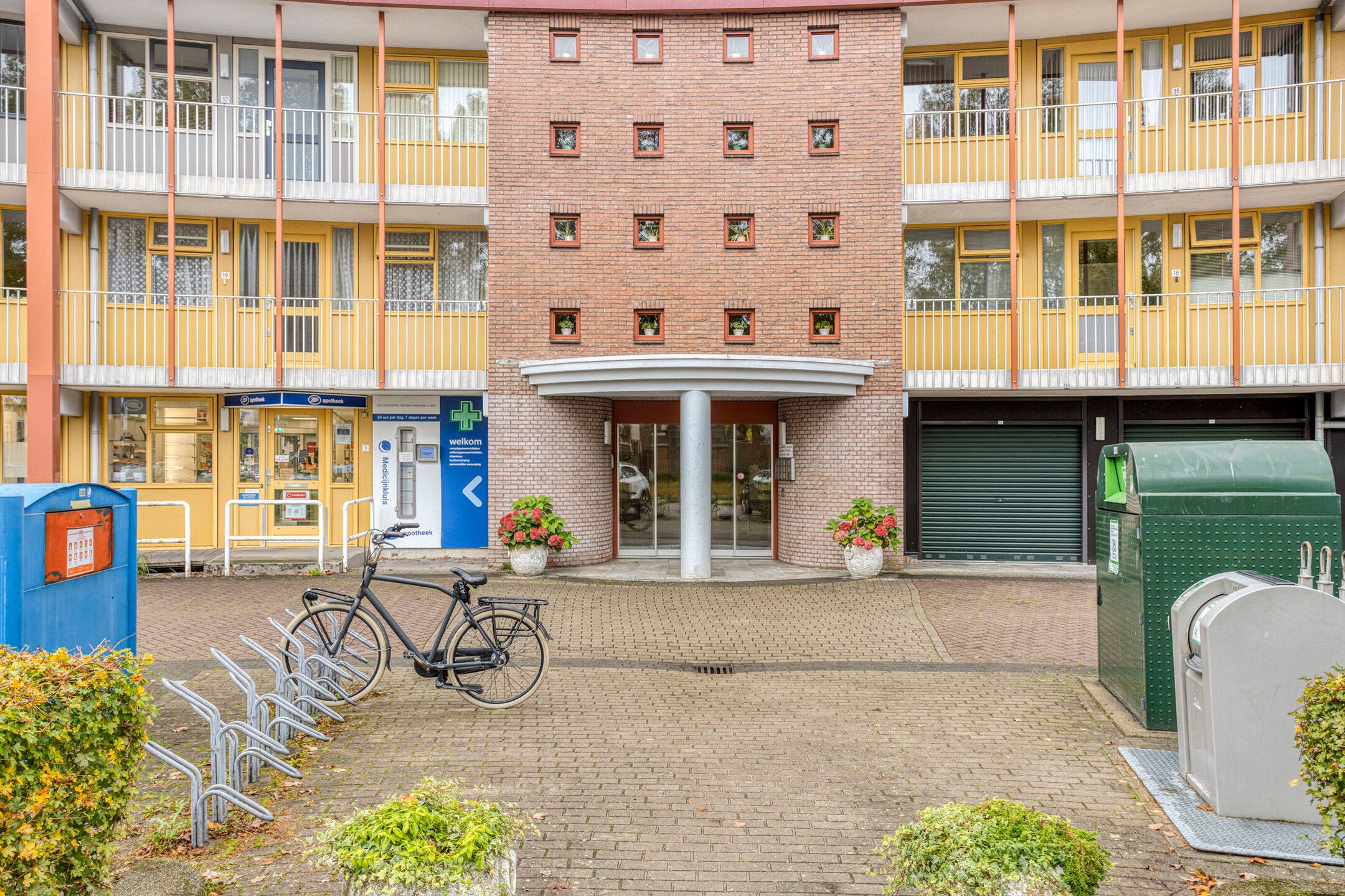 Photo 21 of Omnium 33