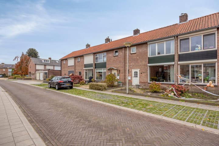 Foto 2 van Leeuwerikstraat 34