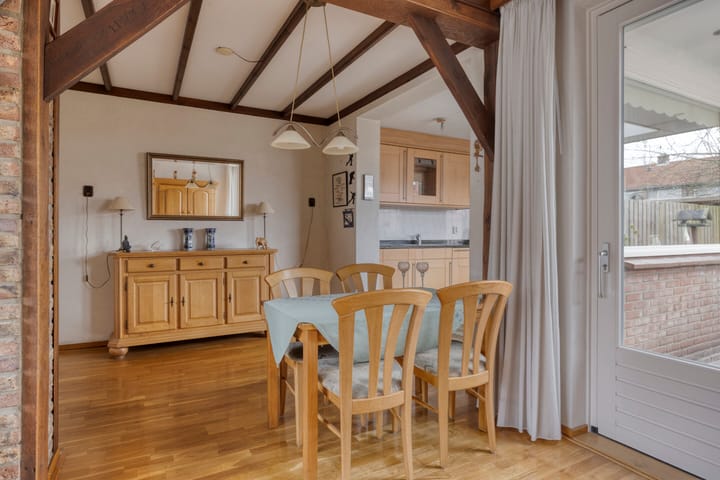 Foto 8 van Leeuwerikstraat 34