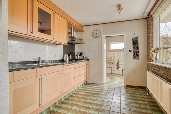 Foto 11 van Leeuwerikstraat 34