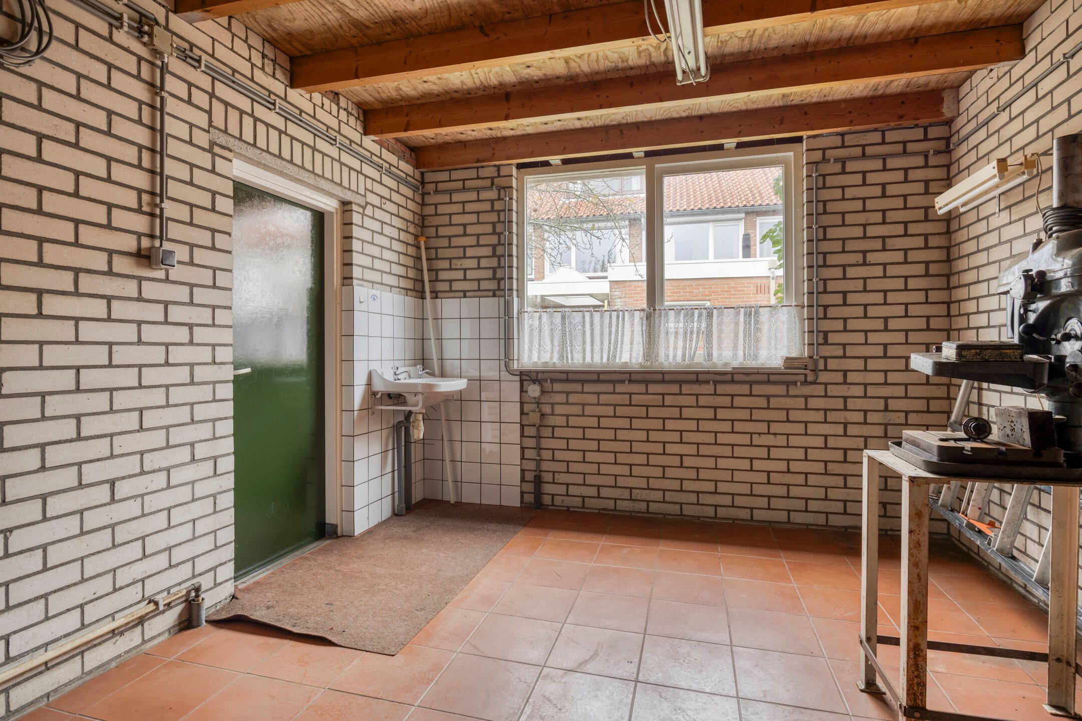 Photo 21 of Leeuwerikstraat 34