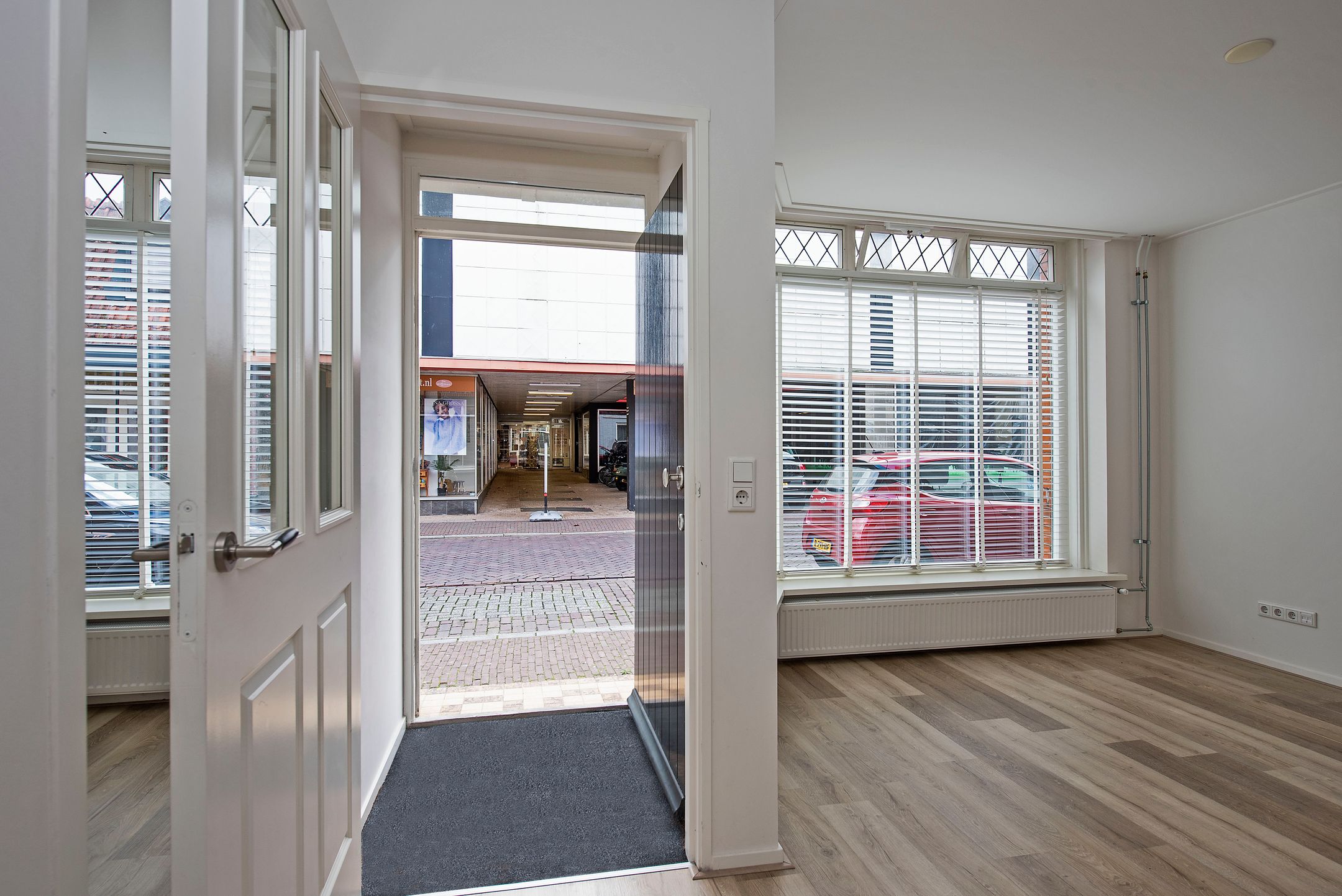 Photo 9 of Hofstraat 16