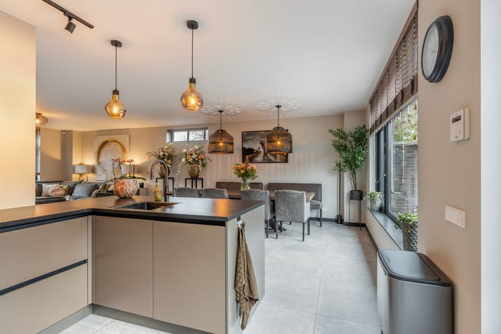 Foto 11 van van de Kasteelestraat 117