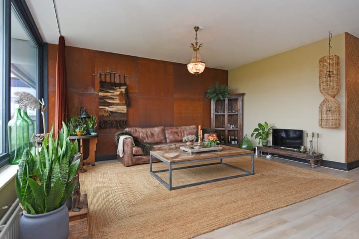 Photo 2 of Adama van Scheltemaplein 14