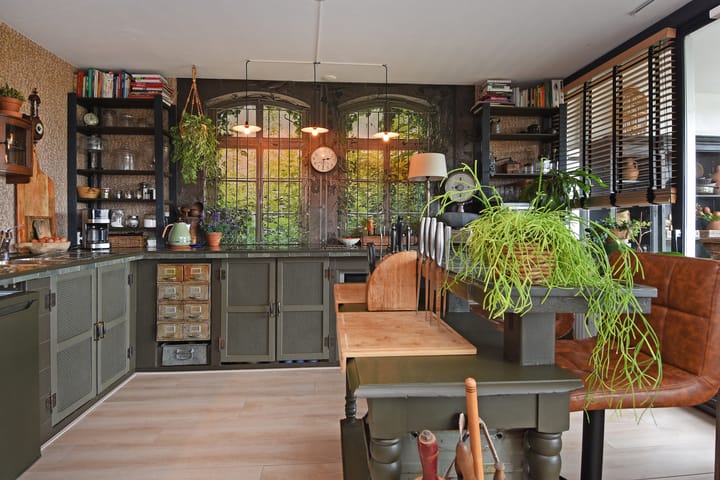 Photo 3 of Adama van Scheltemaplein 14