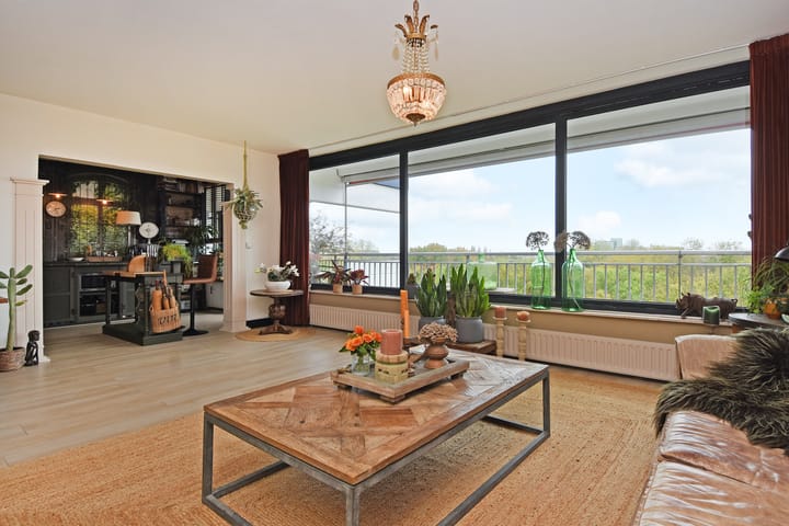 Foto 8 van Adama van Scheltemaplein 14