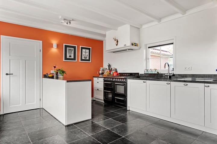 Photo 21 of Roekelseweg 15