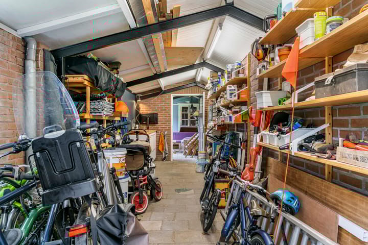 Photo 41 of Groeneweg 8