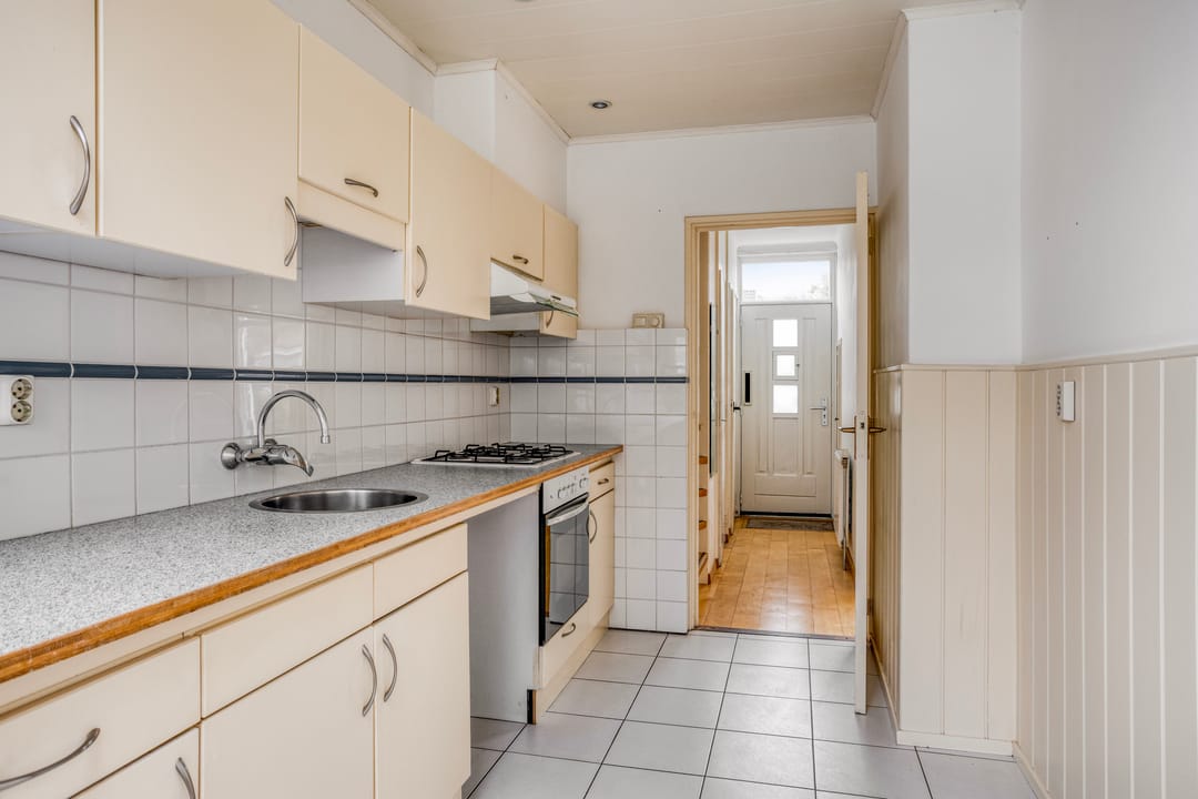 Photo 16 of Kanonweistraat 15