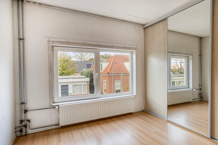 Photo 16 of Kanonweistraat 15