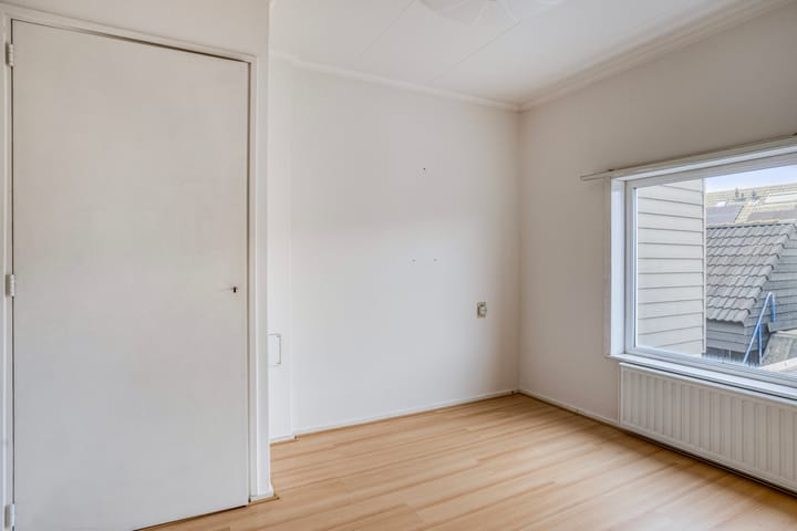 Photo 18 of Kanonweistraat 15