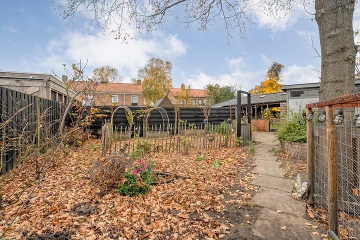 Photo 39 of Burgemeester Nijsinghweg 22