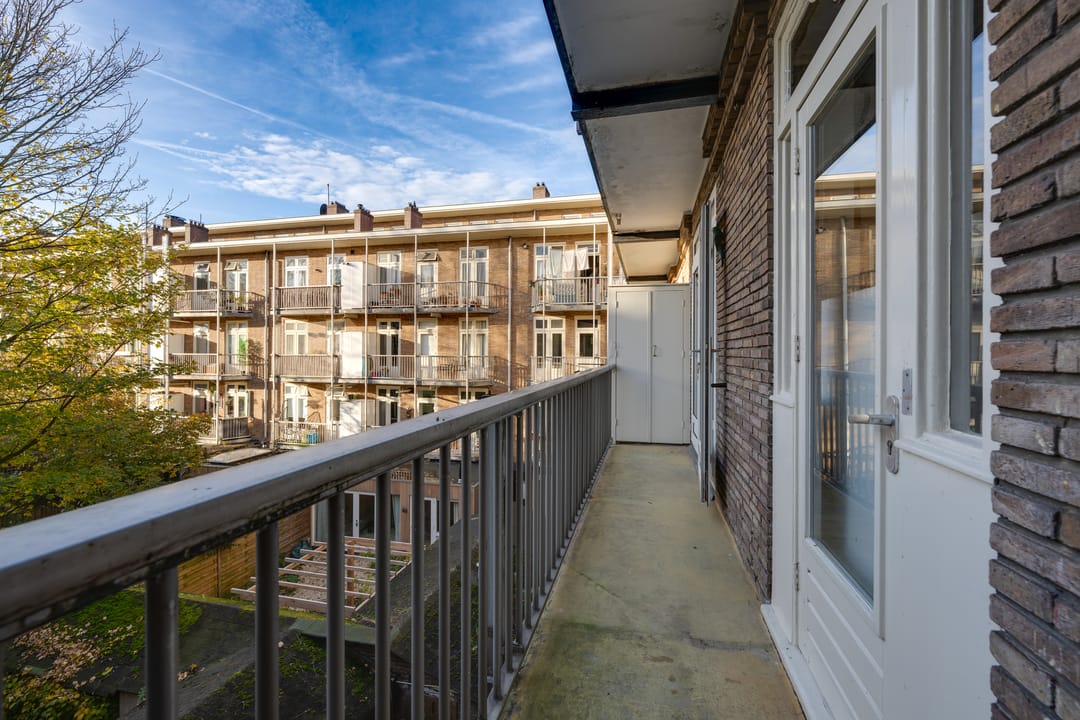 Photo 11 of Buskenblaserstraat 40-2