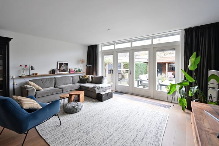 Foto 2 van Dekemastate 11