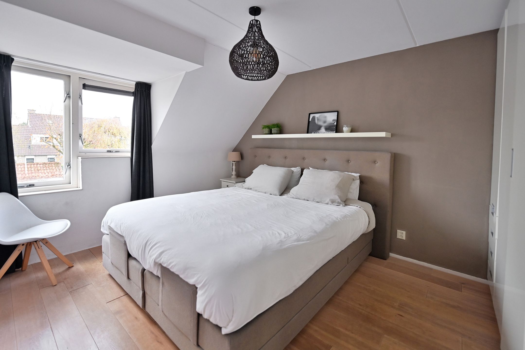 Foto 9 van Dekemastate 11