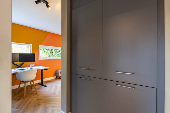 Photo 34 of Westerstraat 4