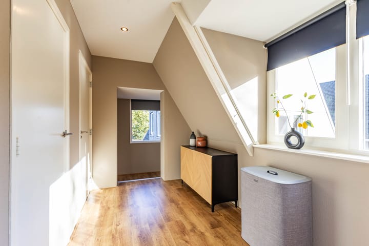 Photo 42 of Westerstraat 4