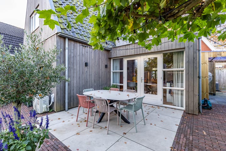 Photo 60 of Westerstraat 4