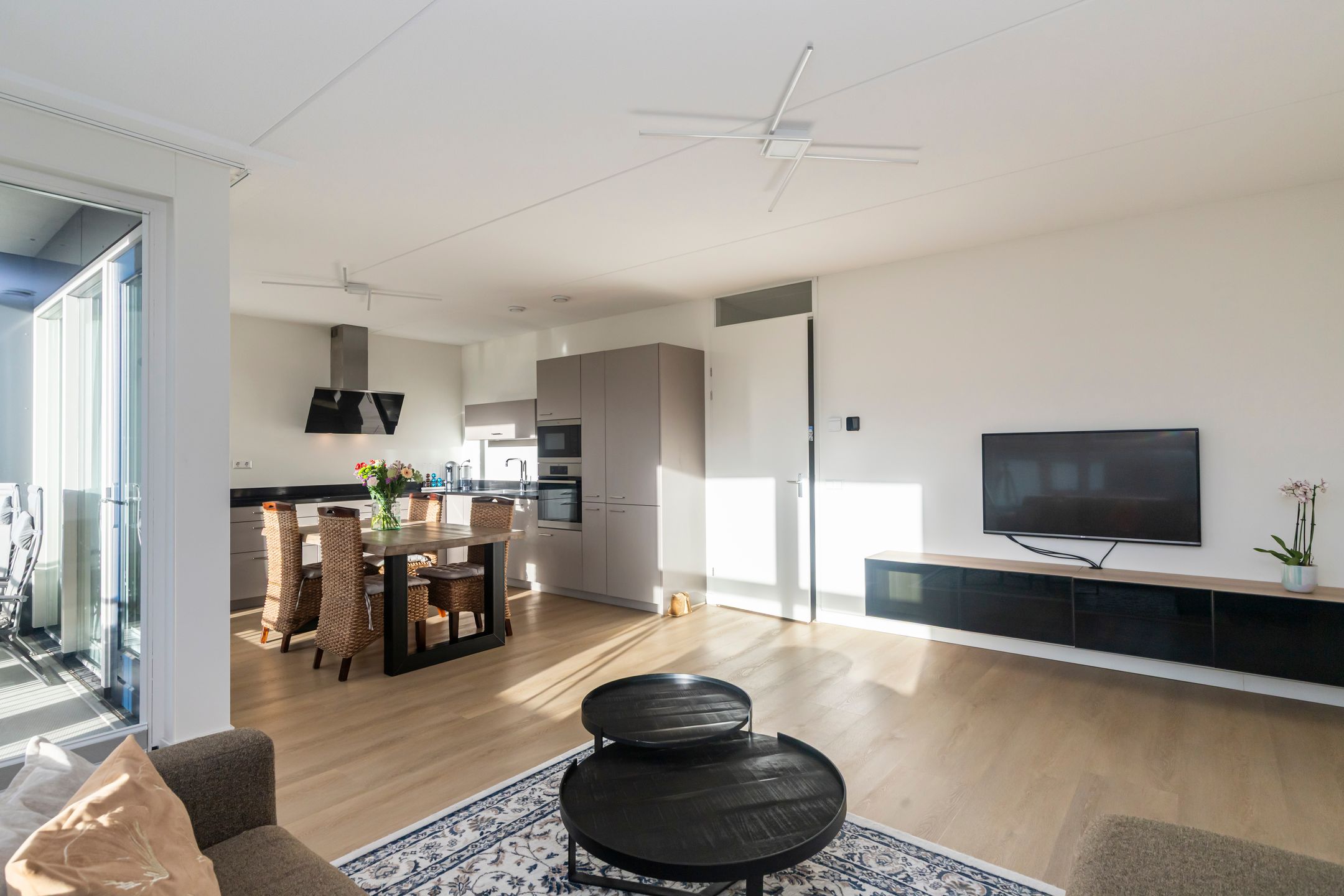 Foto 6 van Middachtenweg 222-A