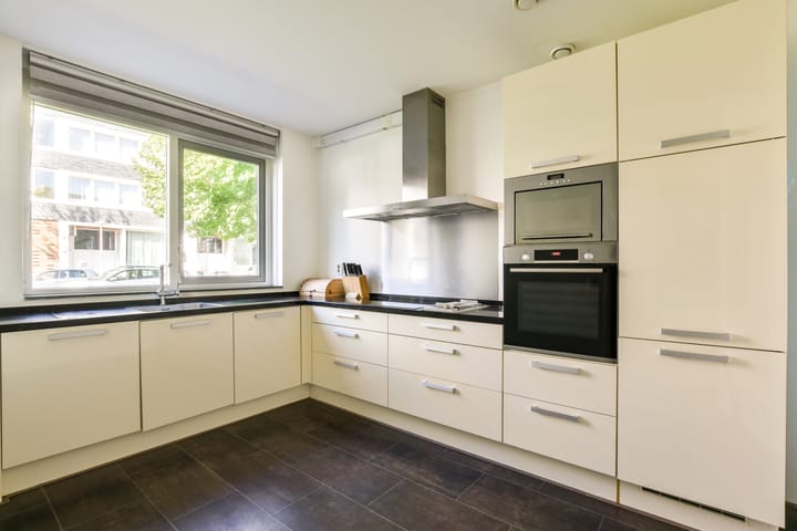 Foto 8 van Leibnizstraat 22