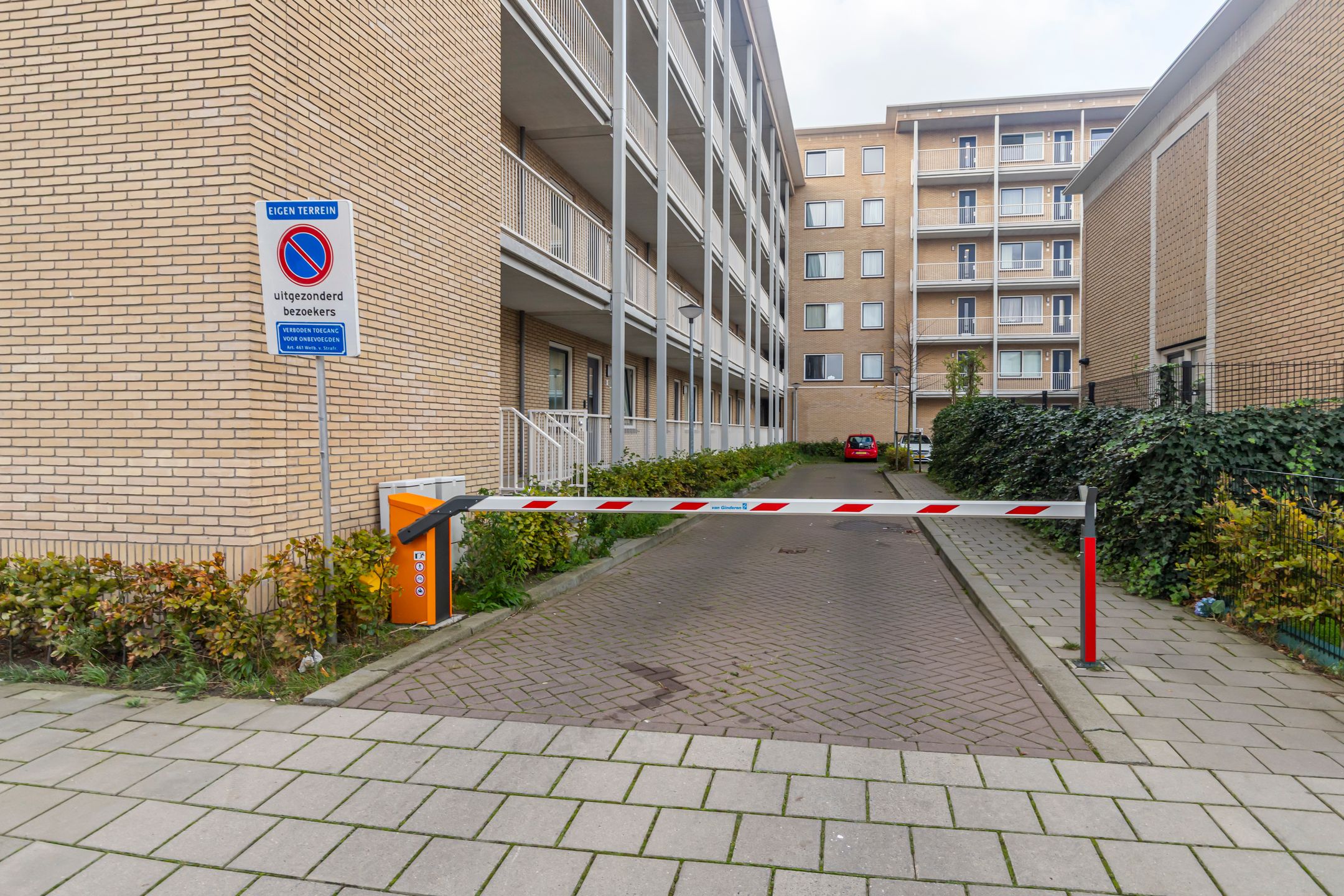 Foto 24 van Middachtenweg 222-A