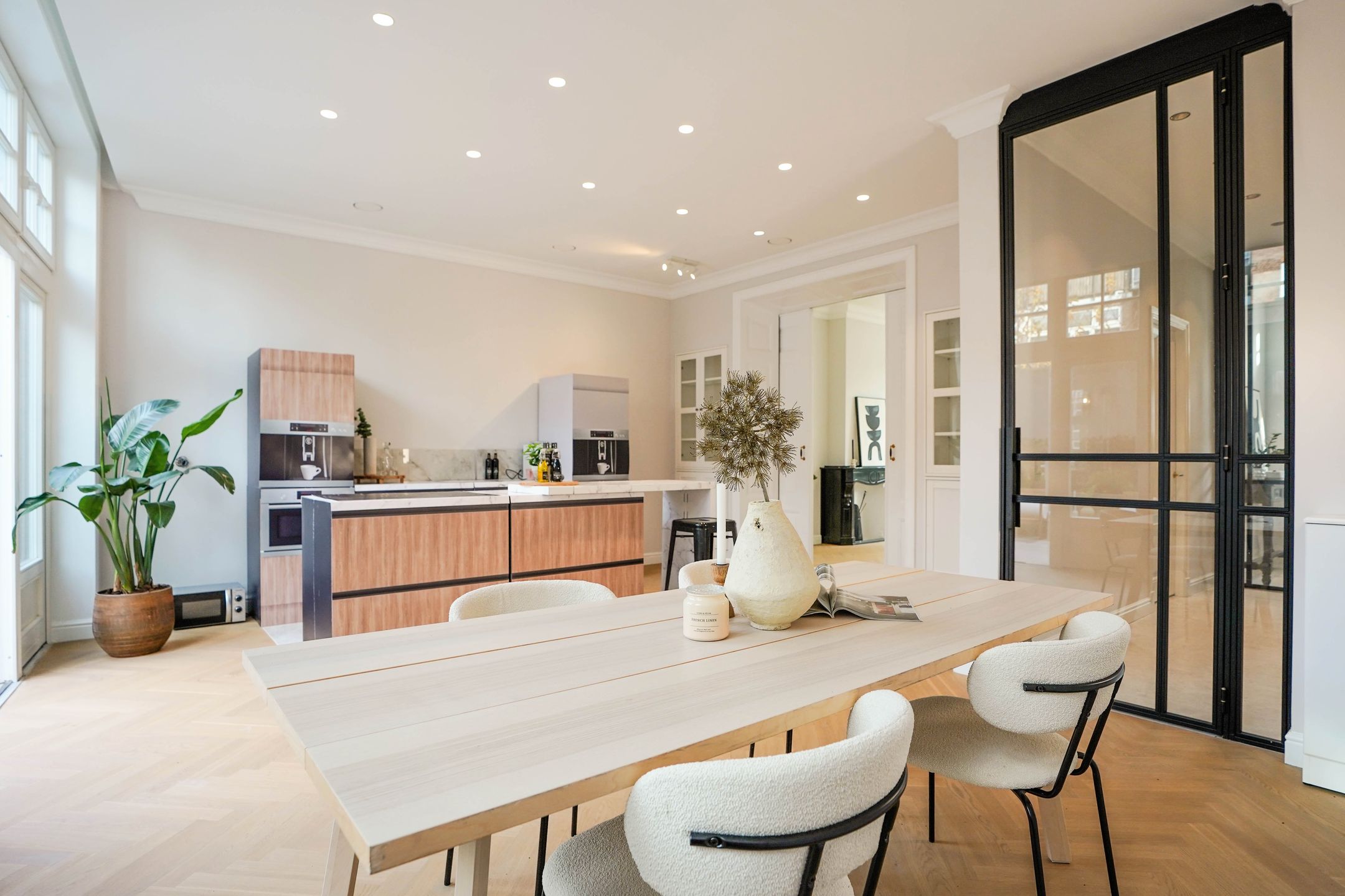 Foto 18 van Van Boetzelaerlaan 310