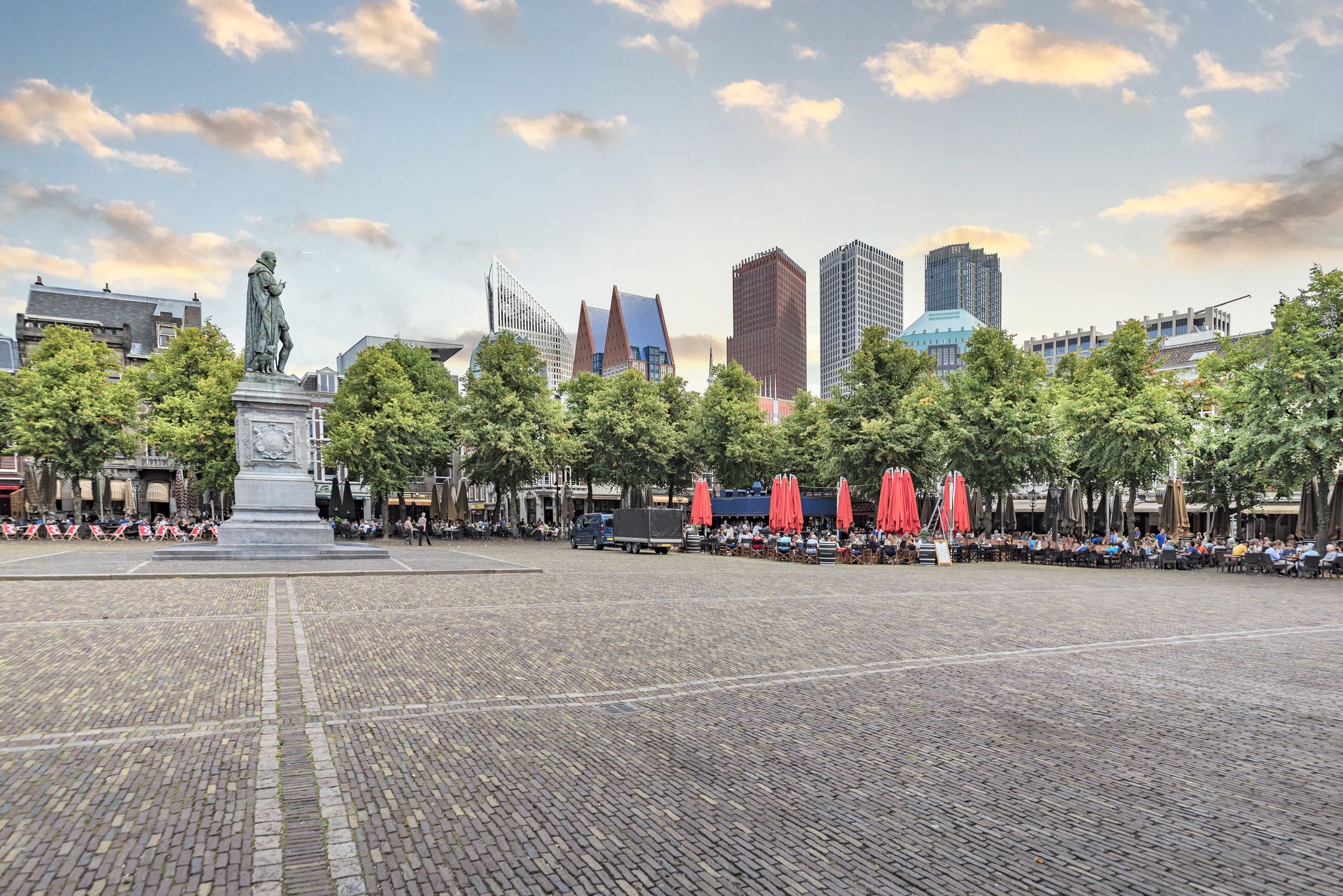 Foto 84 van Van Boetzelaerlaan 310