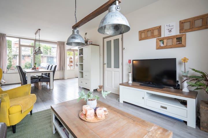 Photo 7 of Wethouder van Akenstraat 27