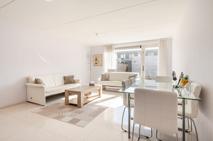 Foto 10 van Buñuellaan 117