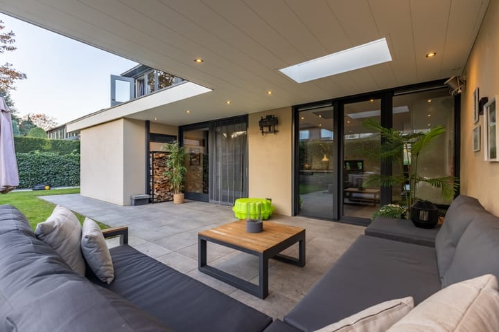 Foto 5 van Van Tuyll van Serooskerkenweg 21