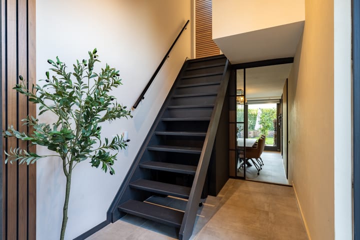 Foto 17 van Van Tuyll van Serooskerkenweg 21