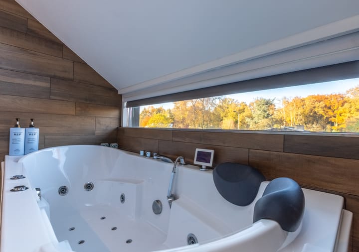 Foto 22 van Van Tuyll van Serooskerkenweg 21