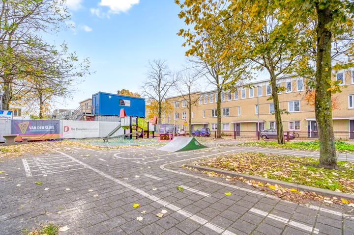 Photo 4 of Nicolaas Ruychaverstraat 46