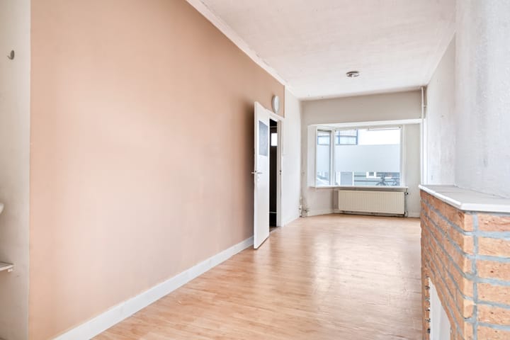 Photo 7 of Nicolaas Ruychaverstraat 46